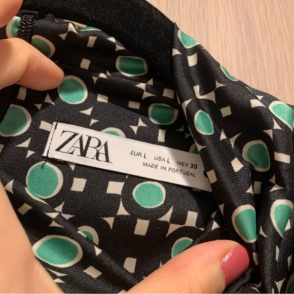 Zara Printed Draped Long Sleeve Blouse - L - Picture 9 of 9